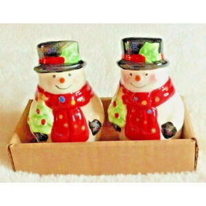 Christmas Holiday Snowmen Salt & Pepper Size-3 1/2” Tall NWOT***
